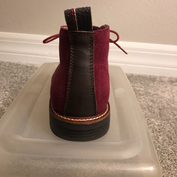 Men\'s Tommy Hilfiger Suede Chukka Dark Red Ankle Boot 8 .5